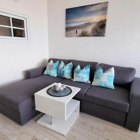 G10-012 Apartment